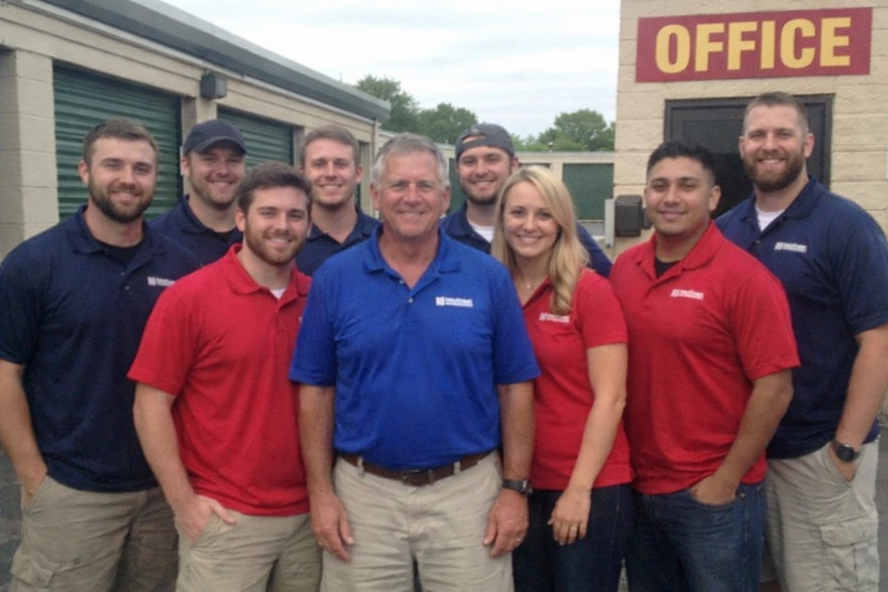 Water damage restoration professionals in Albany, OR